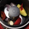 KitchenAid varný robot Artisan - červená matalíza (Obr. 25)