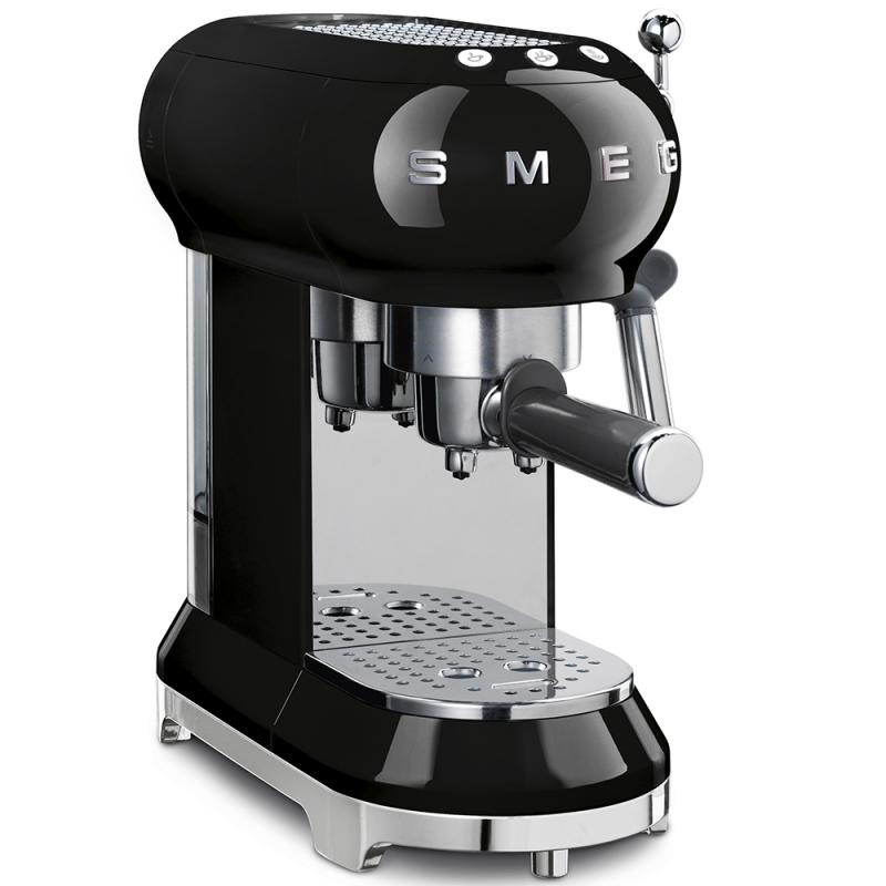 Pákové kávovary Pákový kávovar SMEG - černá