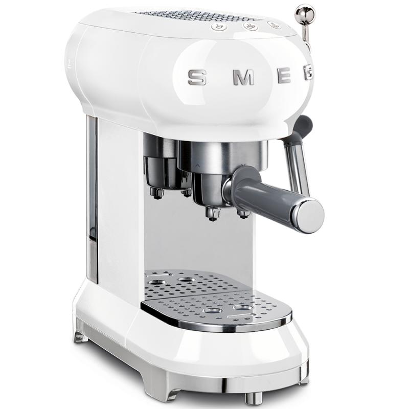Pákový kávovar SMEG - bílá ECF01WHEU + Akční set Zwilling Pro sekáček 180 mm